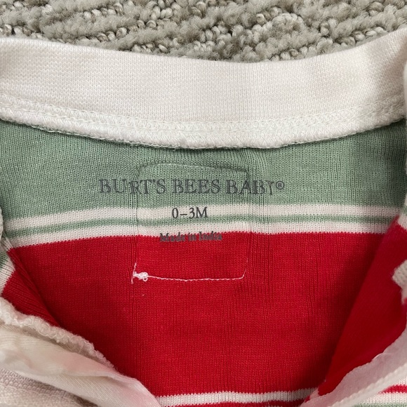 2 Burt’s Bees Holiday Pajamas - Picture 2 of 4